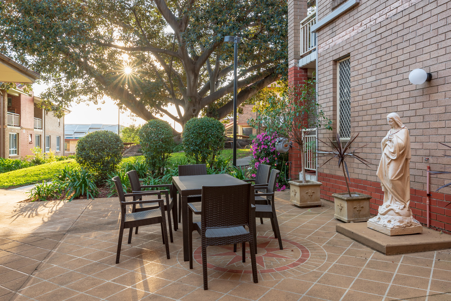 Vibrant outdoor areas