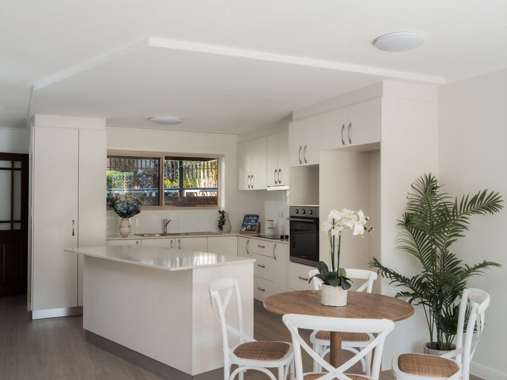 Large Kitchens